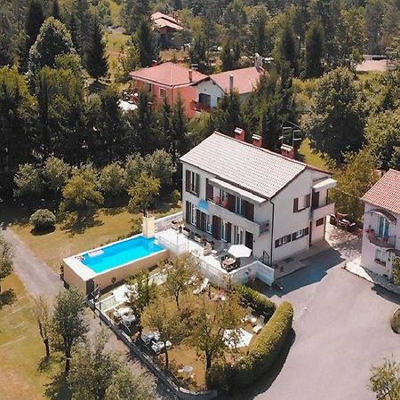 Guest House Surina App Surina'S Green Holiday Rupa Экстерьер фото