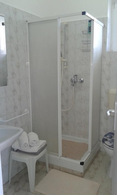 Guest House Surina App Surina'S Green Holiday Rupa Экстерьер фото