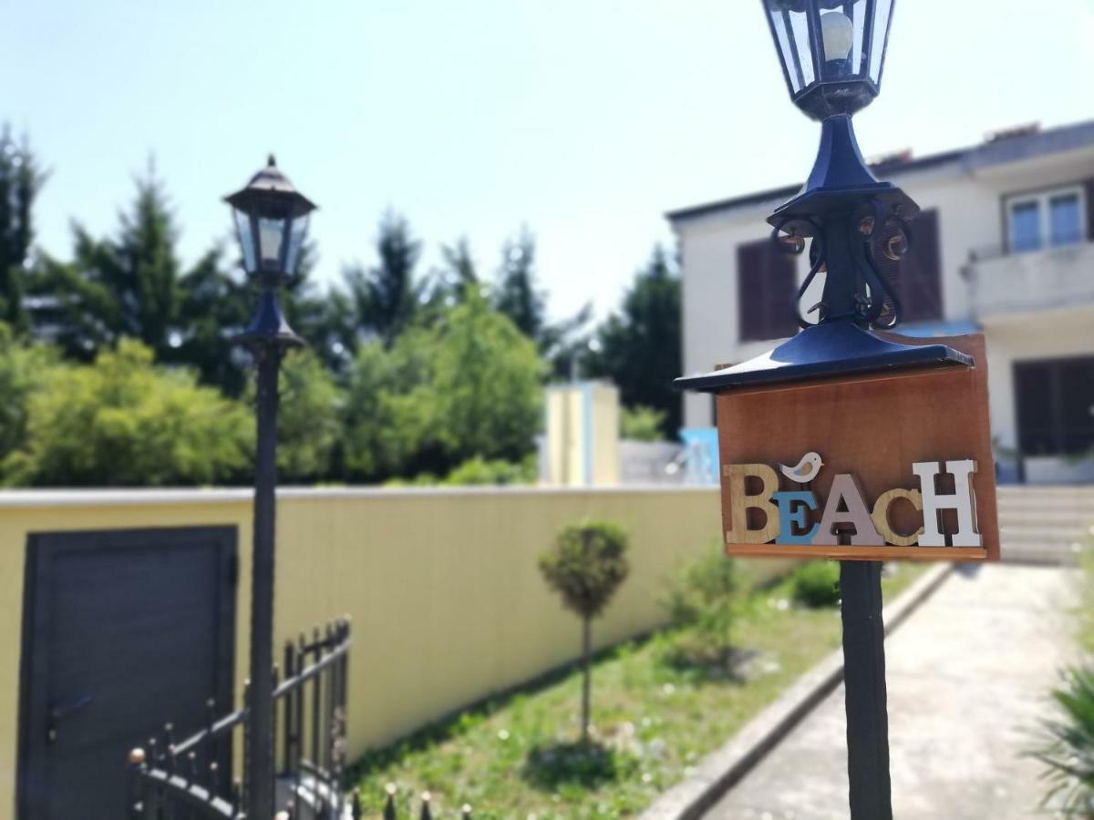 Guest House Surina App Surina'S Green Holiday Rupa Экстерьер фото