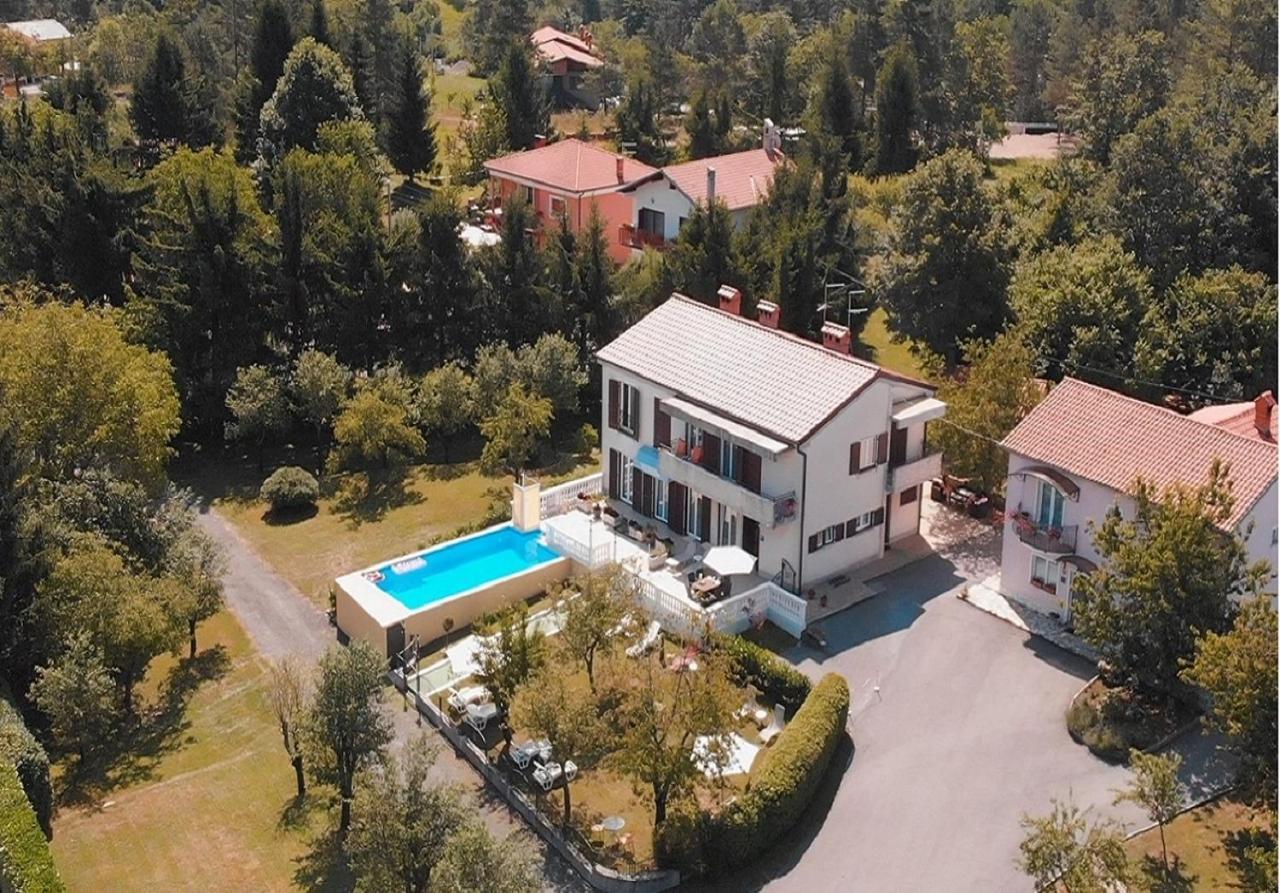 Guest House Surina App Surina'S Green Holiday Rupa Экстерьер фото